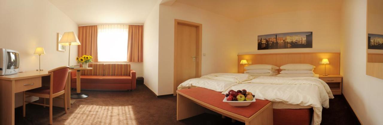 Luebsche Thorweide Hotel Wißmar Buitenkant foto
