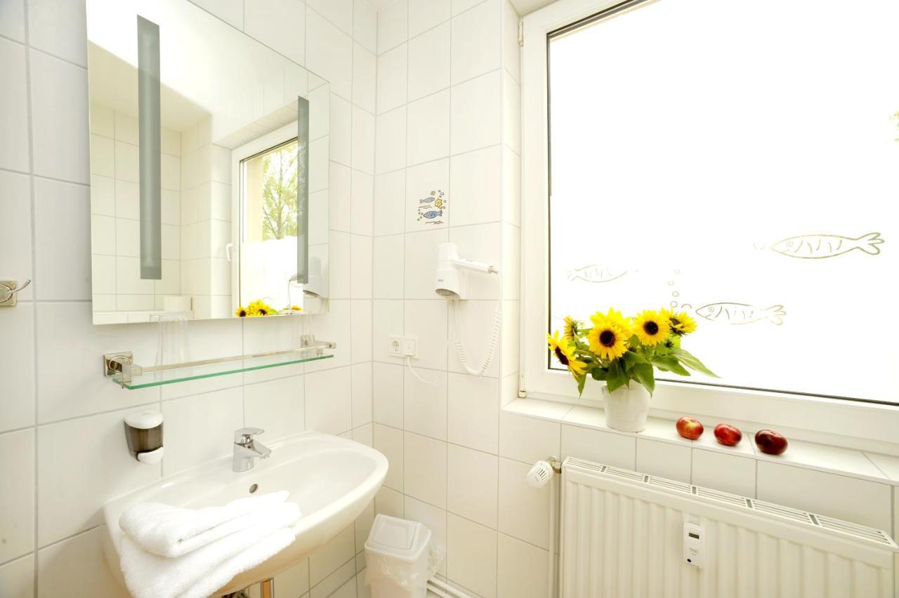 Luebsche Thorweide Hotel Wißmar Buitenkant foto